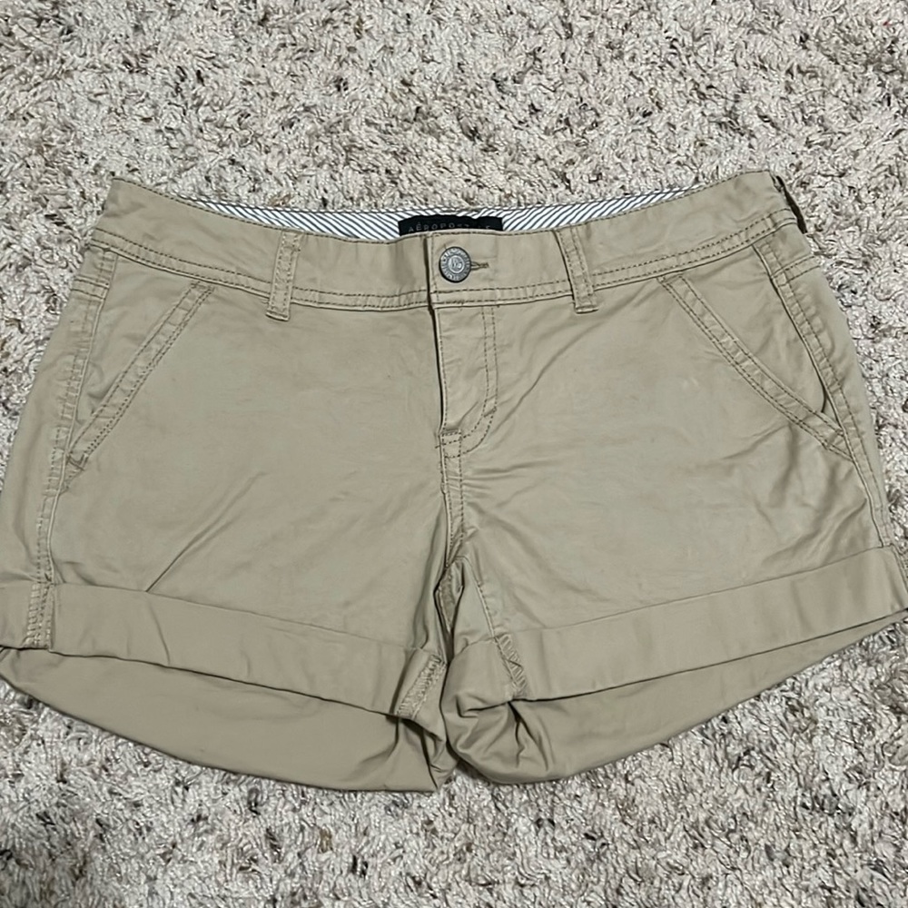 Tan Short Aeropostale